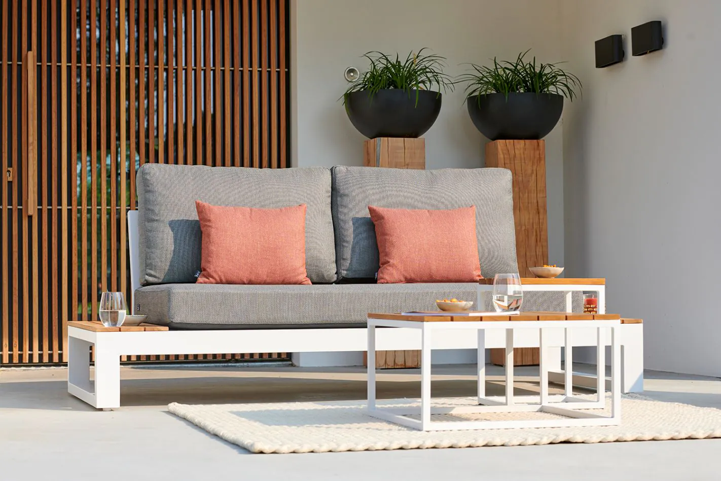 LIFE Soho vrtna zofa s počivalnikoma – aluminij - slika 4
