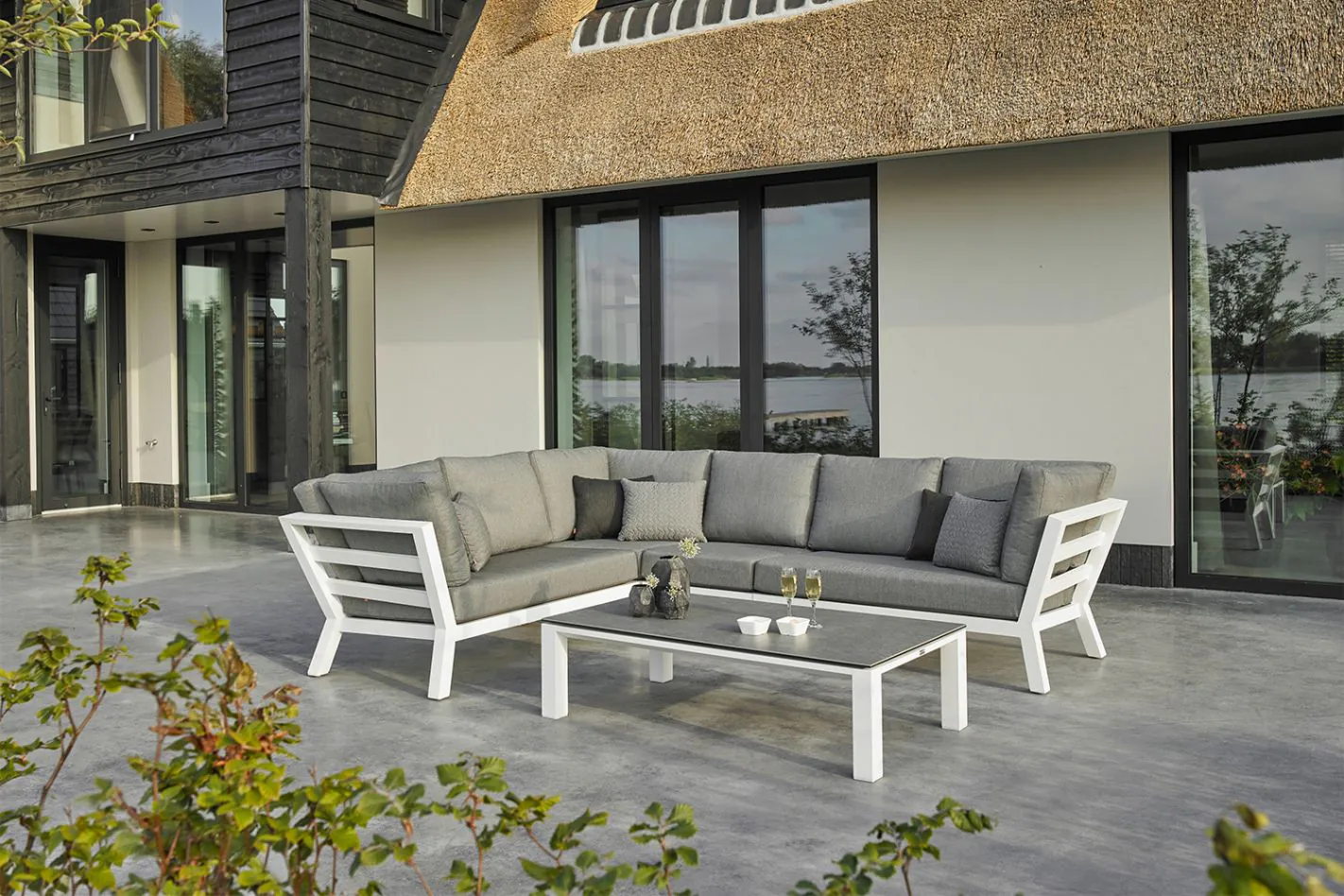 LIFE Timber vrtna sedežna garnitura - aluminij