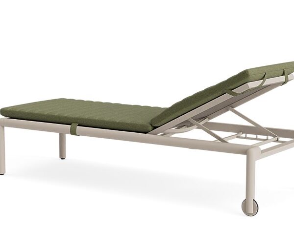 Alternative view of LIFE Zuma ležalnik